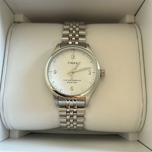 TIMEX Silver watch